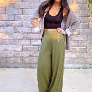 ⭐️High Waist Button Detail Wide Leg Pants
